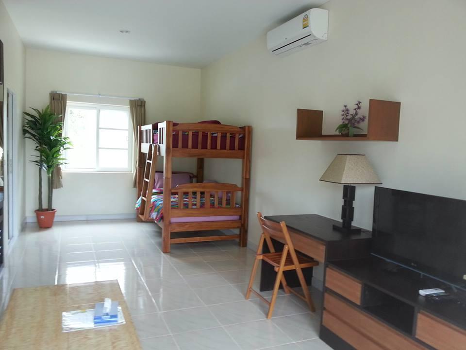 Palm Lodge Resort Nakhonratchasima Buitenkant foto